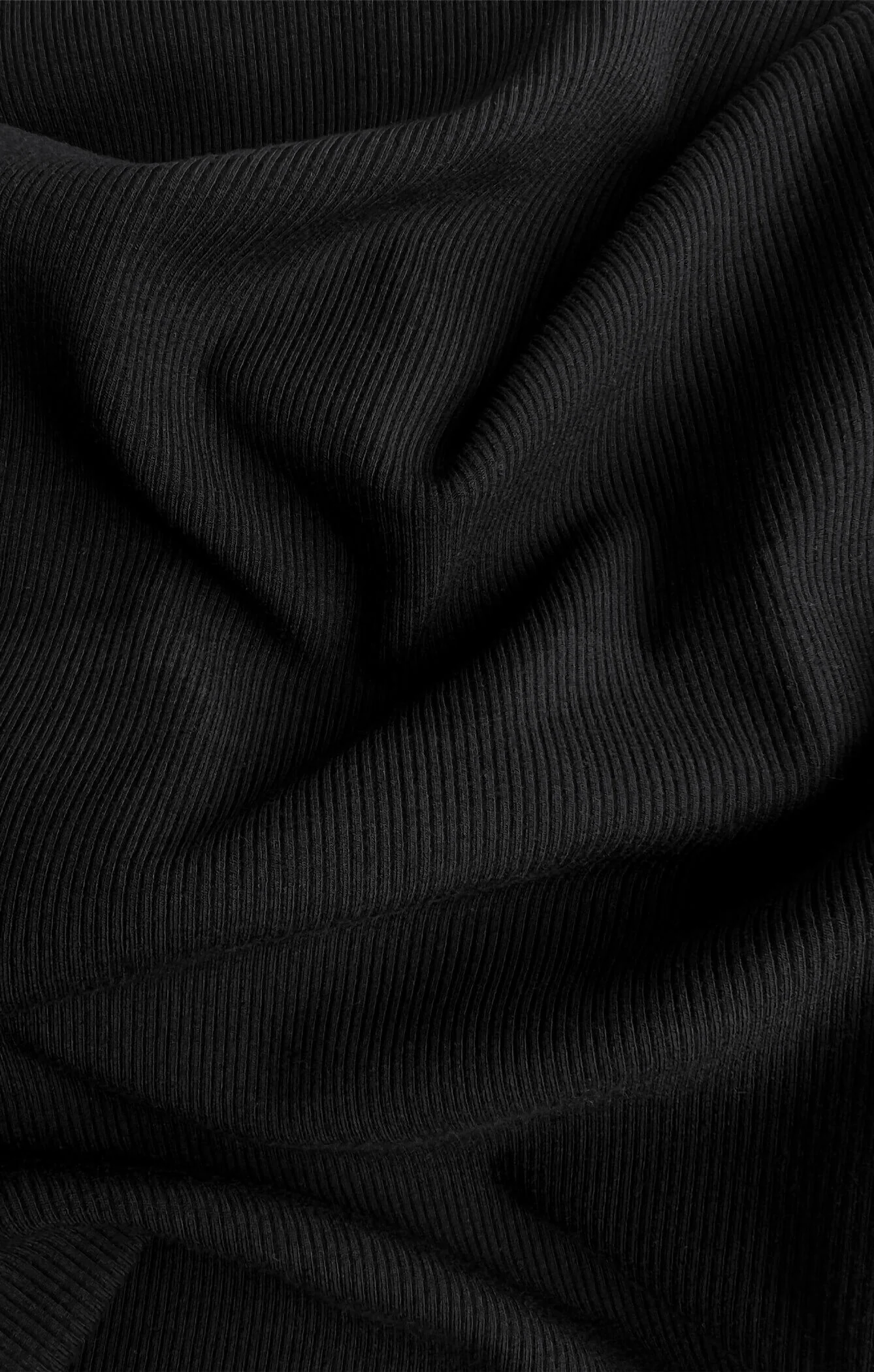 THE LUXE RIB HIGH NECK MIDI DRESS - BLACK - Image 4